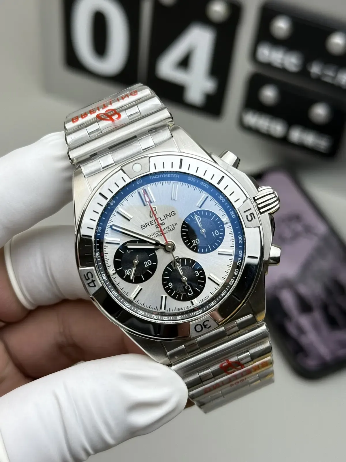 BLS百年灵机械计时熊猫配色子弹链，做工细节实测