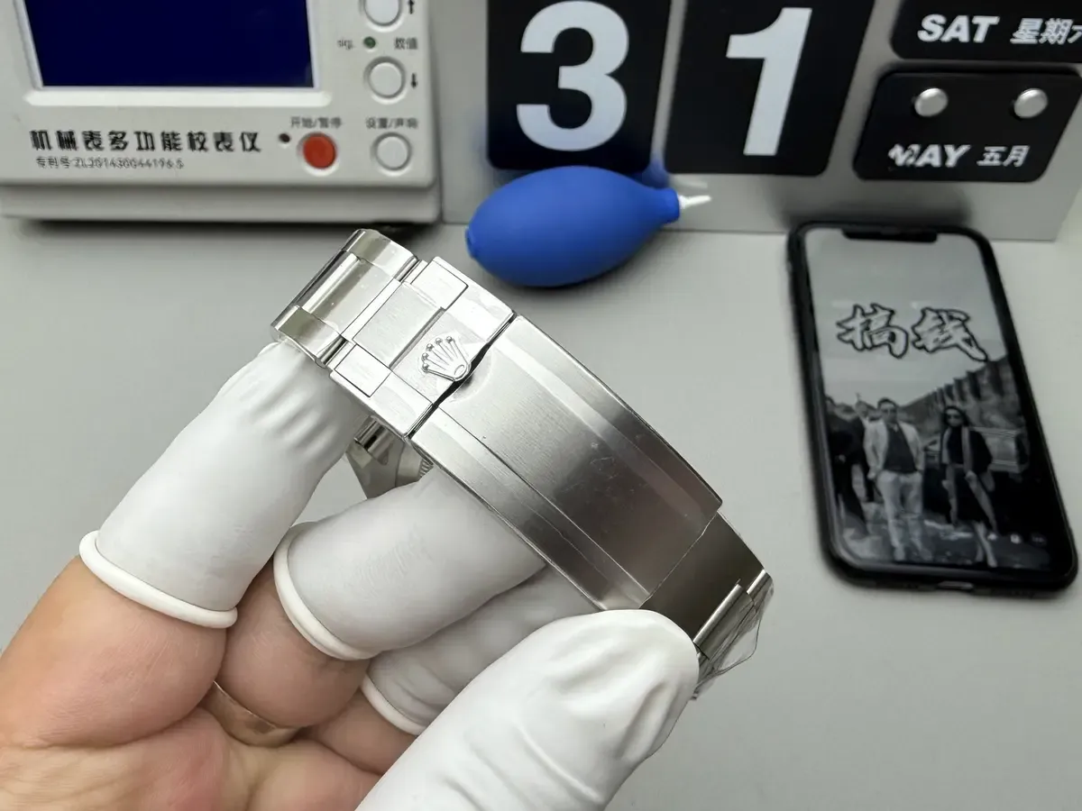 C厂劳力士海使型43单红鬼王，做工质量有保障吗？