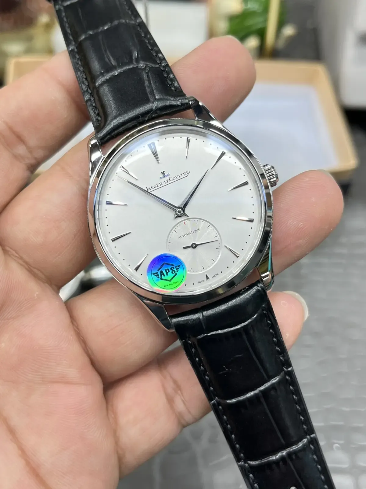 APS厂积家大师两针半复刻表版本辨别,你买对版了吗?