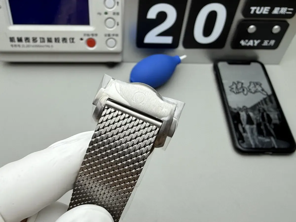 VS厂无暇赴死007钛金属细节对比：与正品的相似度有多高？