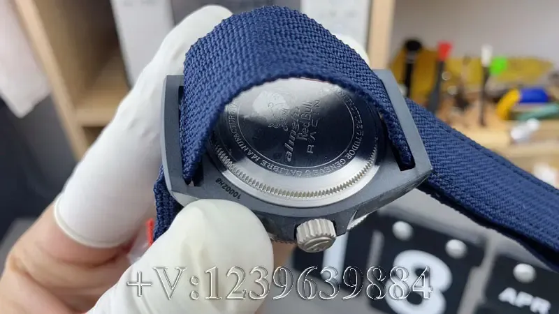 M+厂帝舵领潜型M25707红牛特别版对比做工测评（教新手如何鉴别）