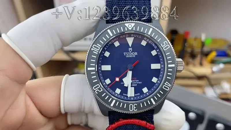 M+厂帝舵领潜型M25707红牛特别版对比做工测评（教新手如何鉴别）