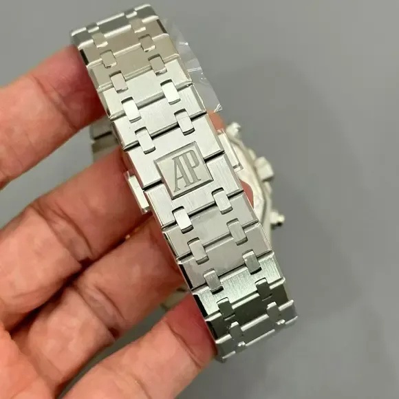 APS爱彼26240一体4401飞返计时机芯评测,这做工也太顶了!